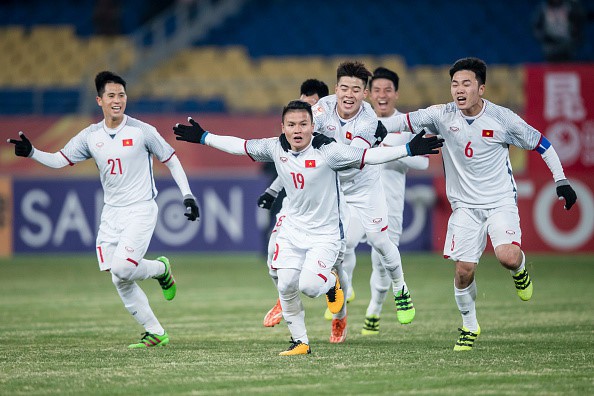Báo chí Trung Quốc ca ngợi lối đá đẹp của tuyển U23 Việt Nam khi không ngờ tuyển thủ Việt Nam tiến xa đến vậy.
